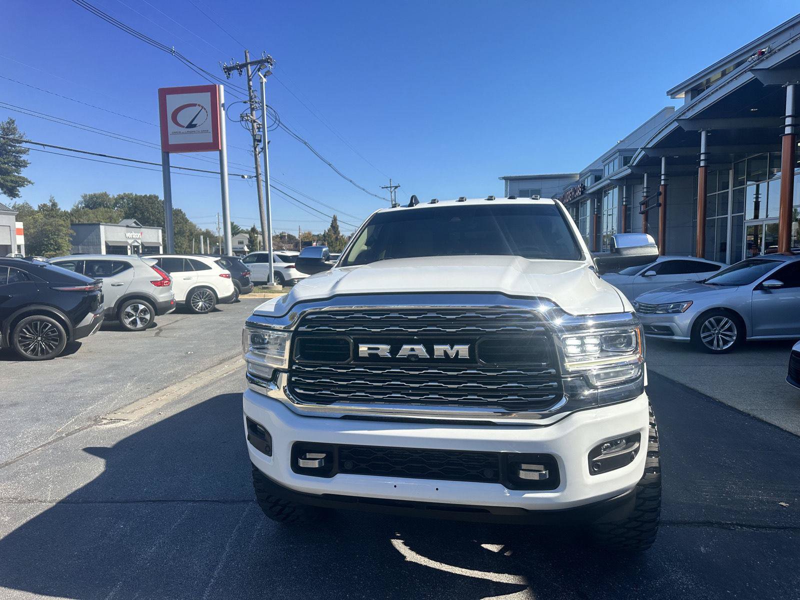 Used 2020 RAM 3500 Limited AWD/4WD image 9