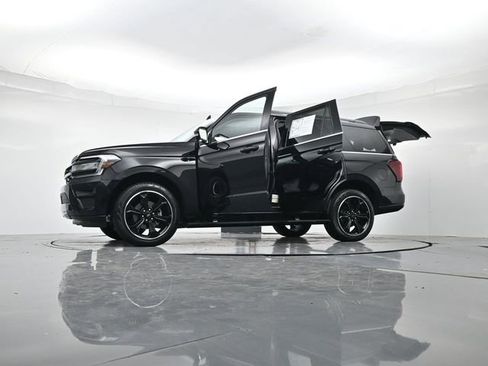 Certified 2024 Ford Expedition Limited image 54