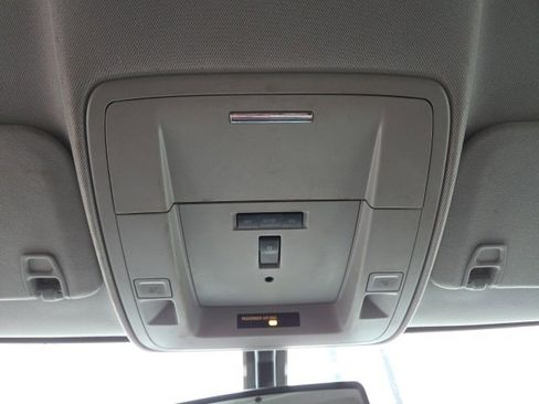 Used 2018 GMC Sierra 3500 SLE w/ SLE Preferred Package image 13