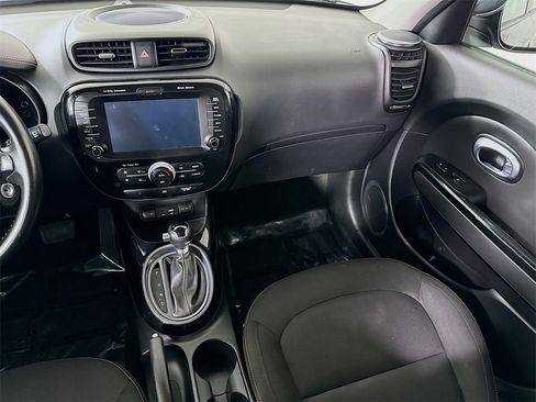 Used 2016 Kia Soul + w/ Audio Package image 25