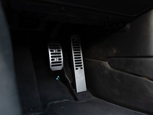 Used 2021 McLaren 720S Spider image 36