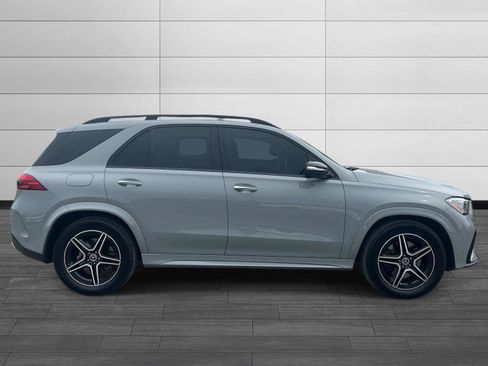Used 2024 Mercedes-Benz GLE 450 4MATIC image 2