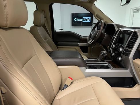 Used 2019 Ford F150 Lariat w/ Equipment Group 502A Luxury AWD/4WD image 59