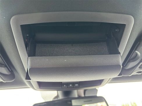 Used 2023 Dodge Challenger GT image 25