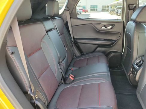 Used 2024 Chevrolet Blazer RS w/ Enhanced Convenience Package FWD image 17
