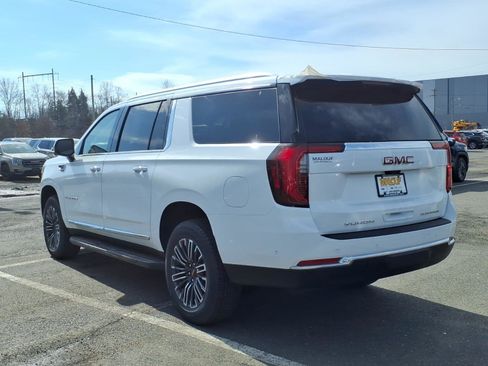 New 2026 GMC Yukon XL Elevation w/ Elevation Premium Package image 4