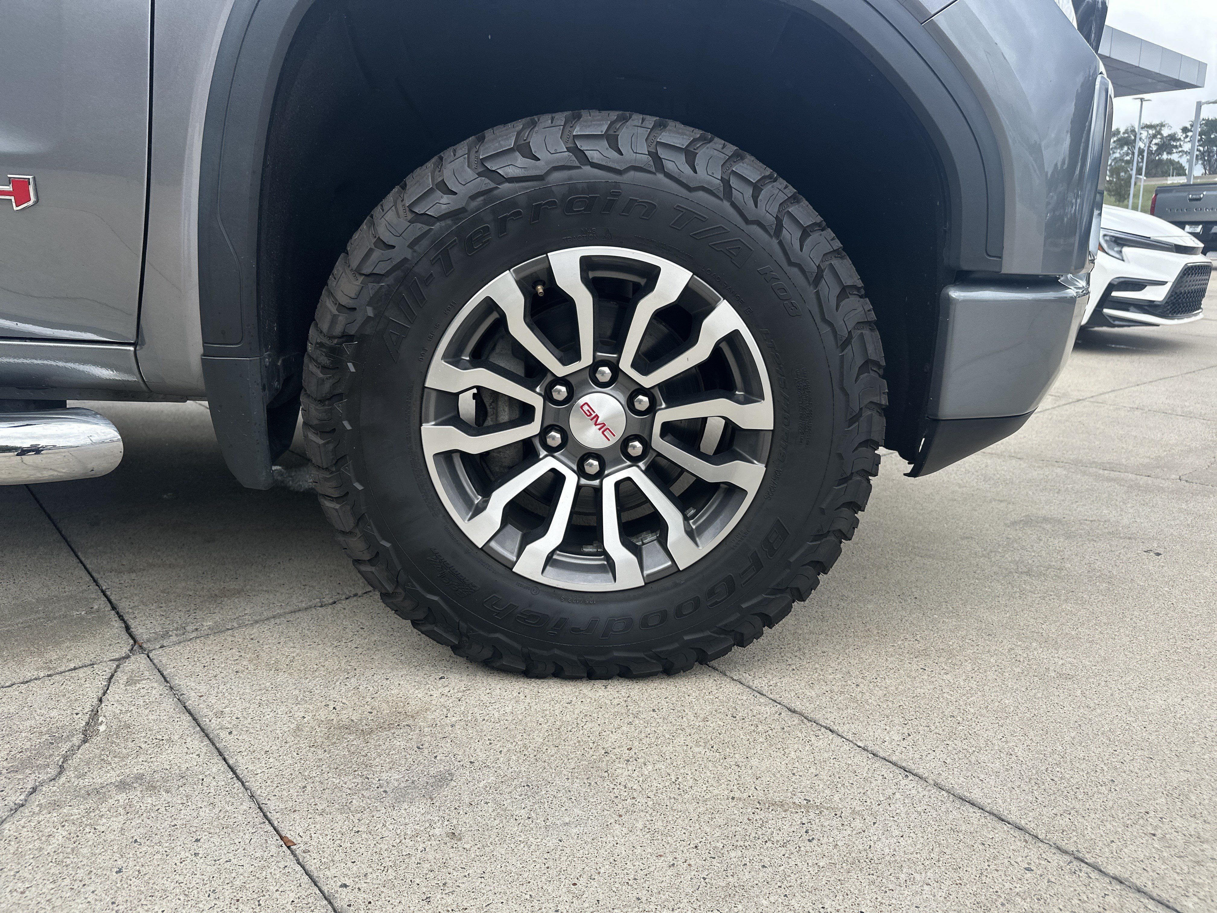 Used 2021 GMC Sierra 1500 AT4 w/ AT4 Preferred Package AWD/4WD image 35