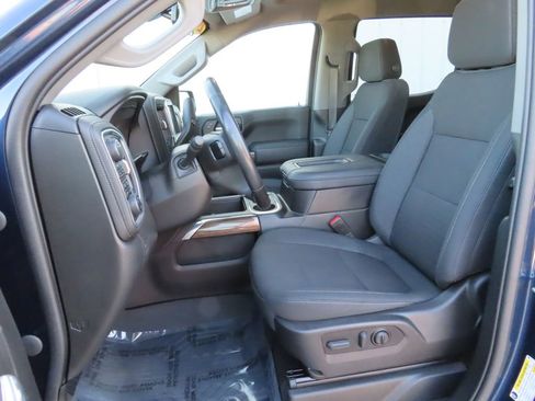 Used 2021 Chevrolet Silverado 1500 RST image 32