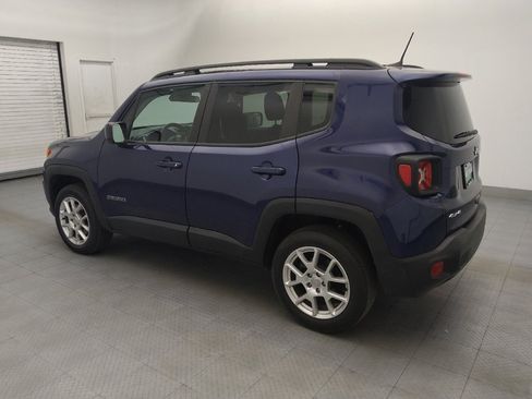 Used 2020 Jeep Renegade Latitude w/ Cold Weather Group image 3