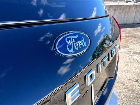Used 2025 Ford Expedition Active AWD/4WD image 31