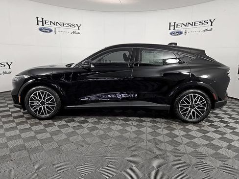 Used 2026 Ford Mustang Mach-E Premium RWD image 8
