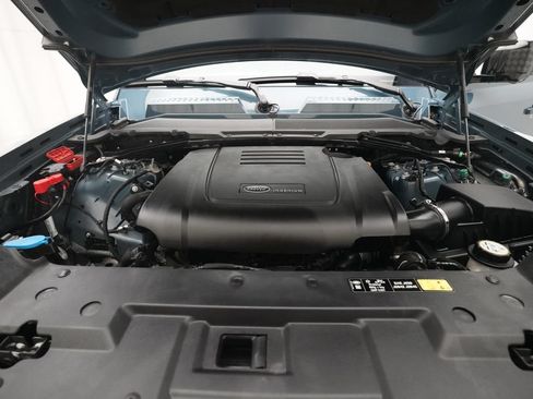 Used 2025 Land Rover Defender 110 S AWD/4WD image 3