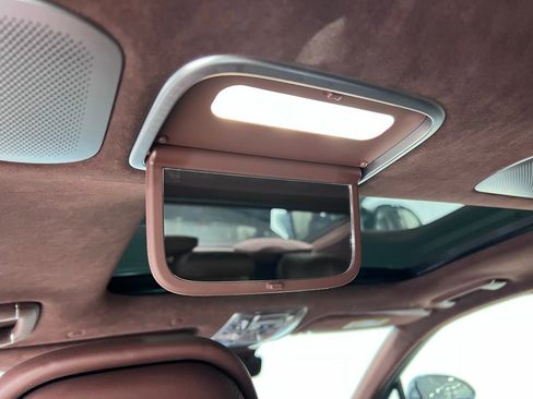 Used 2025 Genesis G90 3.5T image 7