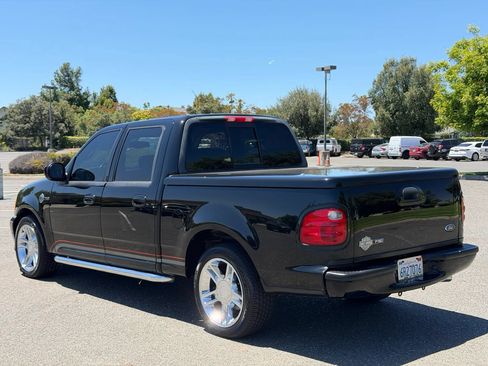 Used 2001 Ford F150 Lariat RWD image 3
