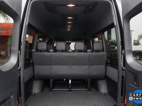 Used 2020 Mercedes-Benz Sprinter 2500 image 8