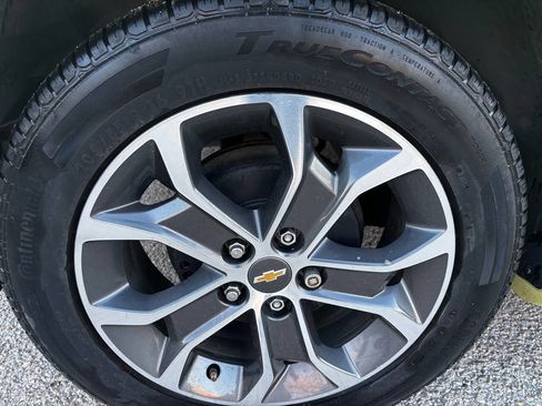 Used 2017 Chevrolet Sonic LT w/ Convenience Package image 10