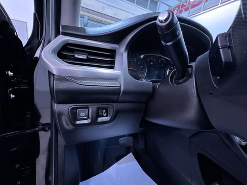 Used 2023 GMC Acadia SLE w/ Elevation Edition image 16