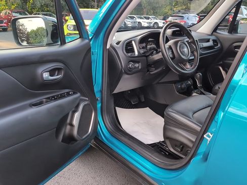 Used 2022 Jeep Renegade Limited AWD/4WD image 15
