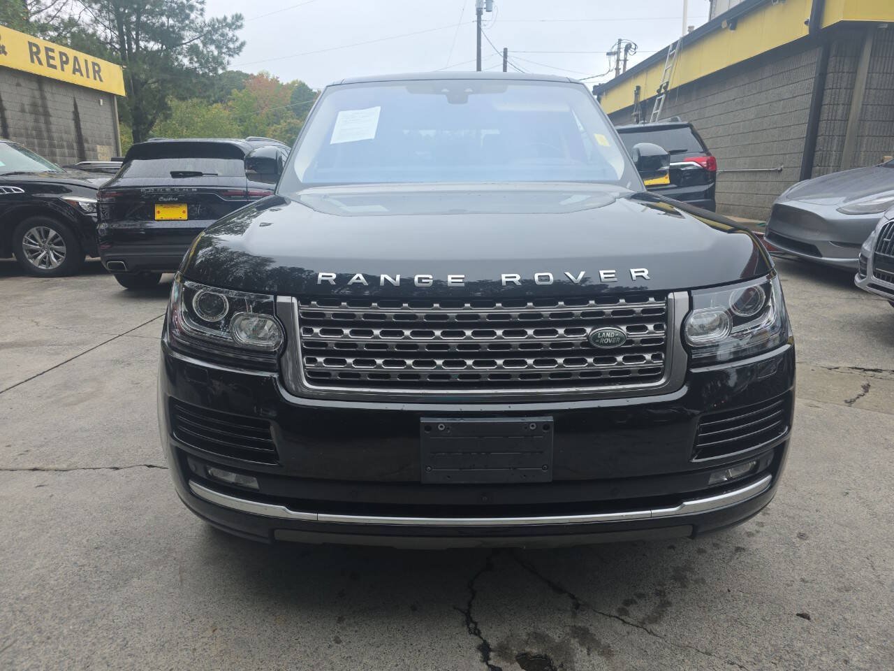 Used 2017 Land Rover Range Rover AWD/4WD image 3