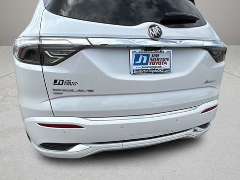 Used 2023 Buick Enclave Avenir w/ Avenir Technology Package image 29