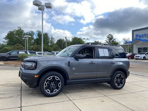 Used 2025 Ford Bronco Sport Outer Banks AWD/4WD image 6