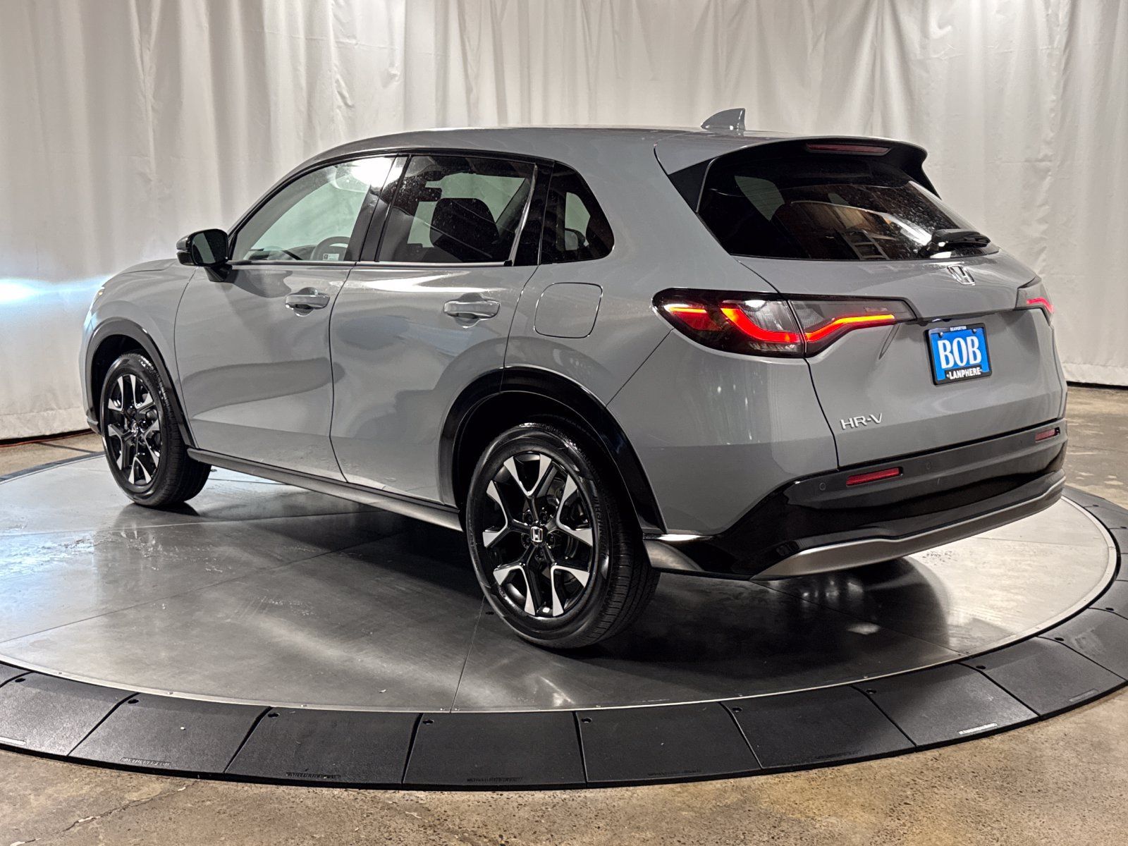 Used 2027 Honda HR-V EX-L image 9
