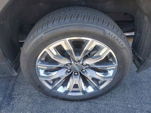 Used 2023 GMC Sierra 1500 Denali w/ Denali Reserve Package image 9