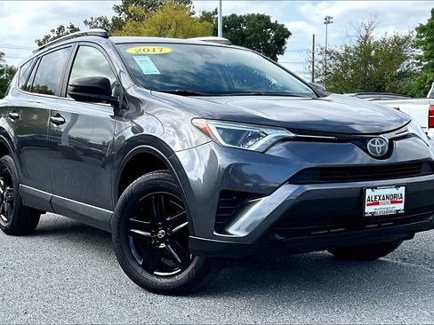 Used 2017 Toyota RAV4 LE w/ Carpet Mat Package AWD/4WD image 2