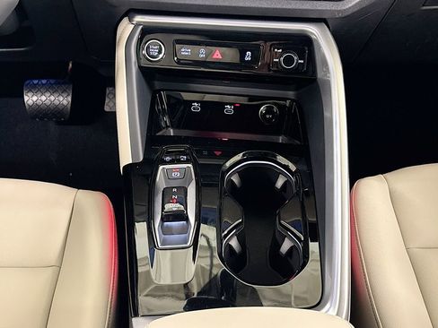 New 2025 Audi Q5 2.0T Premium Plus image 13