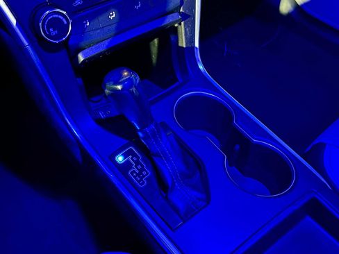 Used 2015 Toyota Camry SE image 37