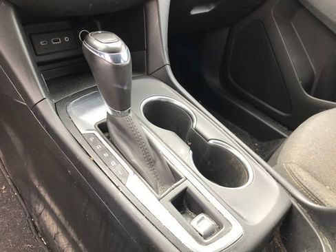 Used 2019 Chevrolet Equinox LT FWD image 10