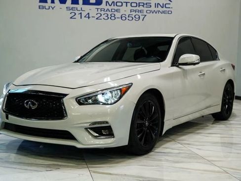 Used 2020 INFINITI Q50 Luxe w/ Essential Package (3.0T Luxe) RWD image 1