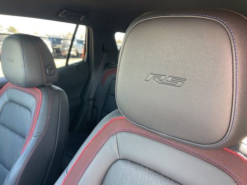 Certified 2025 Chevrolet Equinox RS w/ Safety and Technology Package image 22