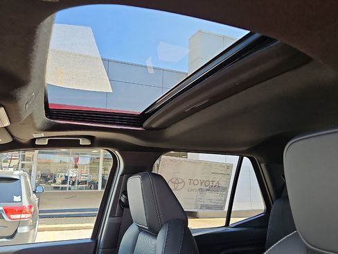 New 2026 Toyota 4Runner TRD Off-Road Premium image 8