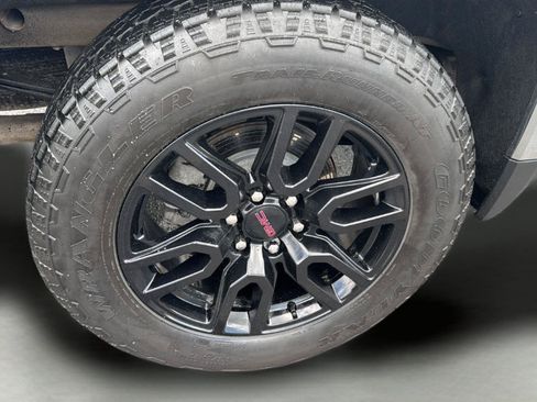 Used 2024 GMC Sierra 1500 Elevation w/ X31 Off-Road Package AWD/4WD image 21