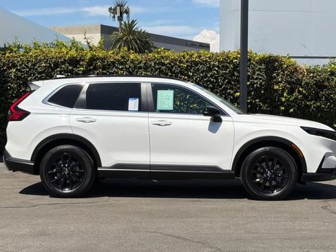 Certified 2025 Honda CR-V Sport-L image 3