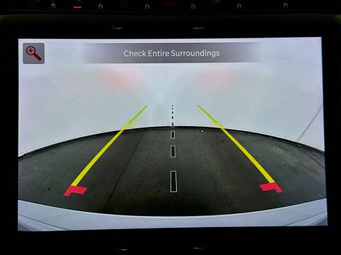 Used 2023 Jeep Grand Cherokee Limited image 23