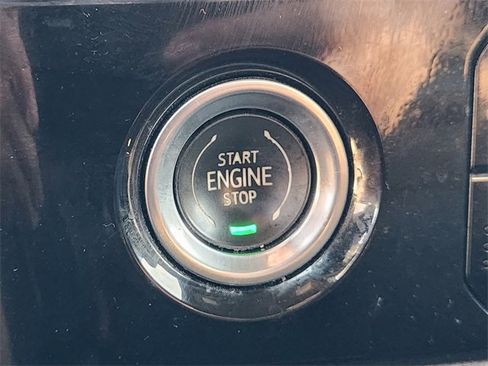 Used 2023 Chevrolet Silverado 1500 LT image 19