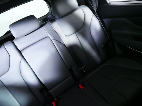 Used 2023 Hyundai Santa Fe Limited AWD/4WD image 14