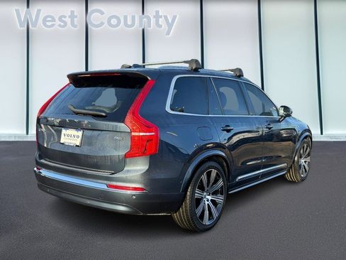 Used 2023 Volvo XC90 B6 Ultimate w/ Lounge Package image 4