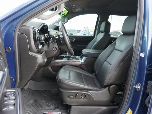 Used 2024 Chevrolet Silverado 1500 LTZ AWD/4WD image 6
