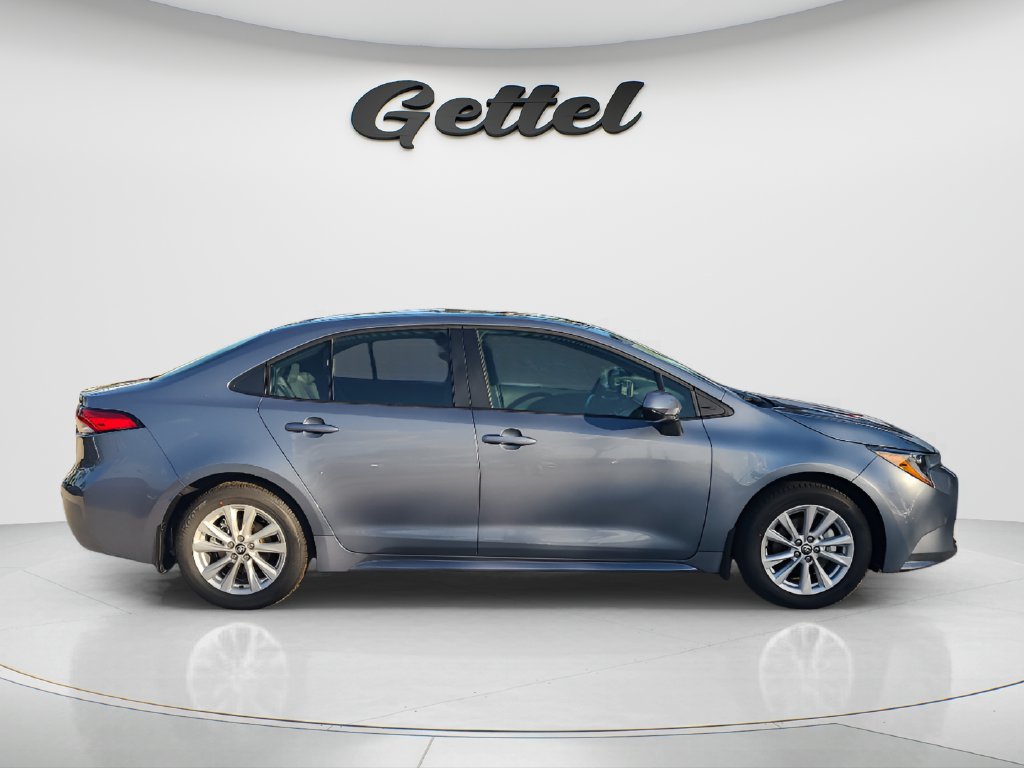 New 2027 Toyota Corolla LE w/ LE Premium Package FWD image 4