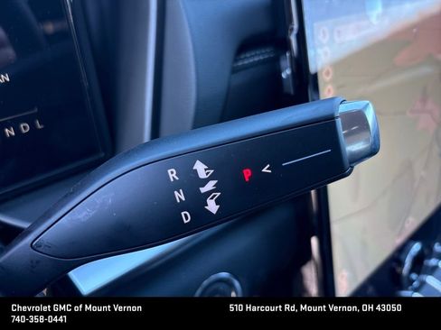 New 2026 GMC Terrain Denali w/ LPO, Black Badging Package image 25