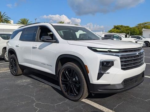 New 2026 Chevrolet Traverse LT FWD image 1