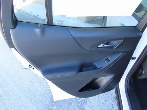 New 2026 Chevrolet Equinox LT w/ Safety and Technology Package FWD image 26