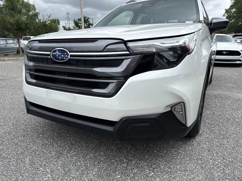 Certified 2025 Subaru Forester Premium w/ Convenience Package #1 AWD/4WD image 9