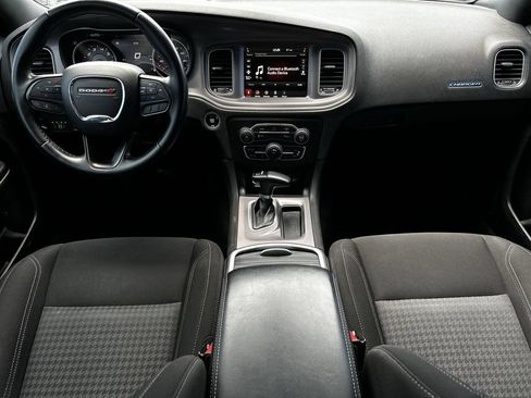 Used 2023 Dodge Charger SXT RWD image 11