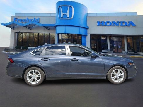 Certified 2024 Honda Accord LX image 7