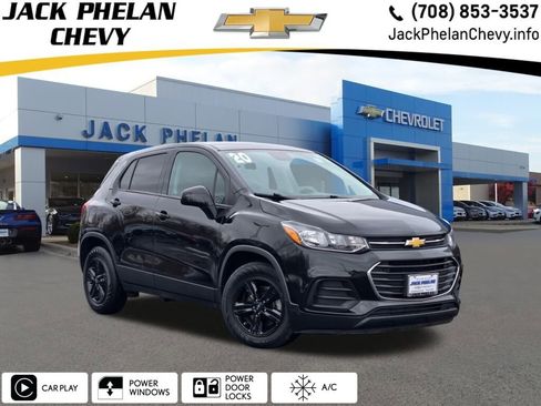Used 2020 Chevrolet Trax LS w/ Tint and Cruise Package image 1