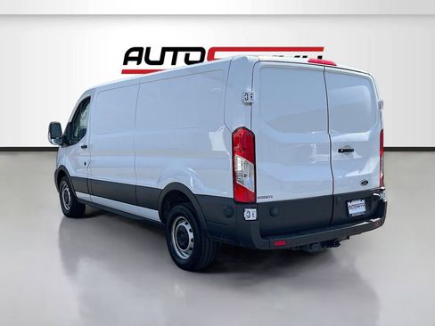 Used 2023 Ford Transit 150 Low Roof RWD image 5